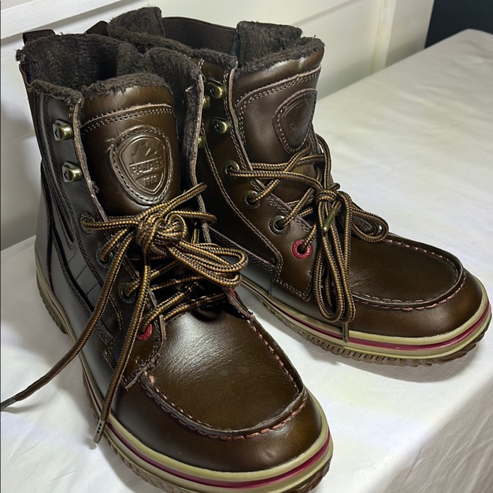 Pajar Canada Brown Leather Men's Boots 8-8.5 waterproof - cold temperature rated